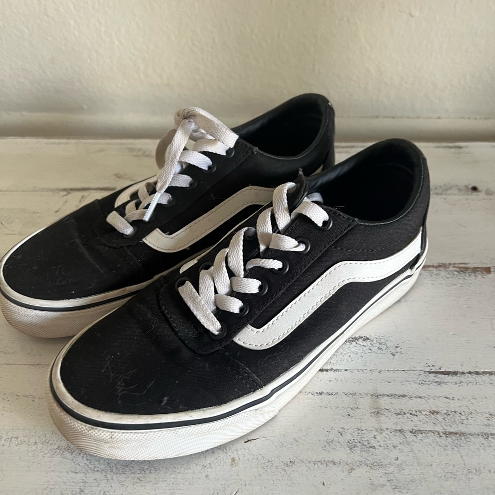 Vans old school shoes